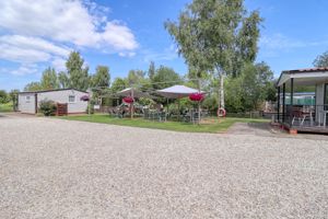 External View- click for photo gallery